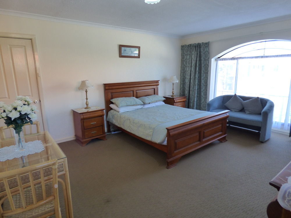 Palm Beach Guest House Rockingham Kültér fotó
